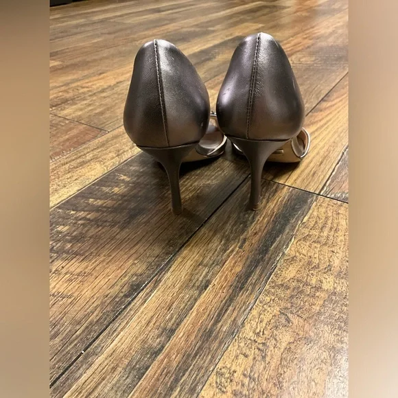 BADGLEY MISCHKA WOMENS BRIDAL DARK SILVER PUMP HEEL SIZE 6 - Picture 6 of 9